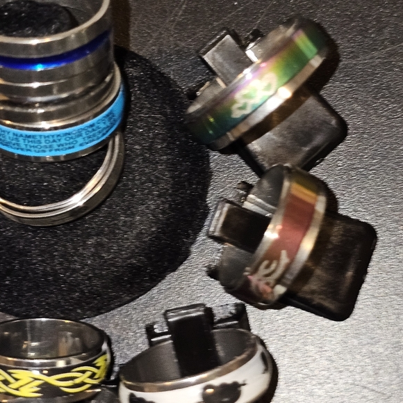 Rings R - Picture 3 of 9